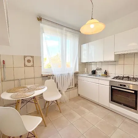 19 Centrum - Mieszkanie Dla 8 Os * غدينيا